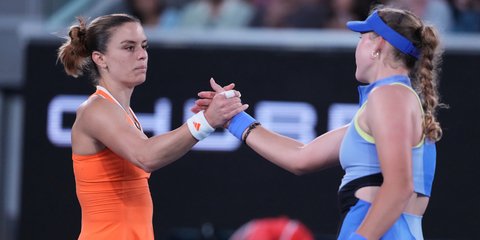 Μαρία Σάκκαρη και Μίρα Αντρέεβα στο Australia Open