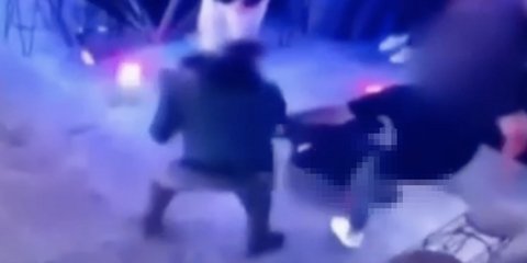 Βίντεο σοκ από τη δολοφονία του 30χρονου σε μπαρ στην Πάτρα -Τον χτυπούν με μεταλλικό σκαμπό και κλοτσιές στο κεφάλι