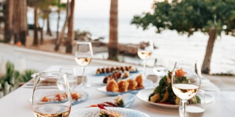 Για σούσι και ψάρι στο Sea Satin