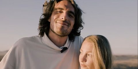 O Στέφανος Τσιτσιπάς με την Κρίστεν Τομς