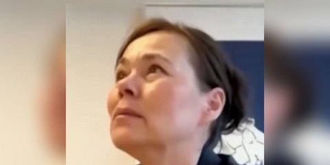 Η υπουργός Εξωτερικών της Γροιλανδίας λύγισε σε ζωντανή σύνδεση από τις απειλές Τραμπ -«Είμαι καταβεβλημένη»