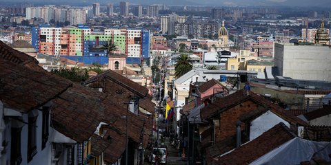 Κοιτώντας το κέντρο της Μπογκοτά από ψηλά