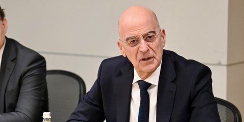  Ο Νίκος Δένδιας