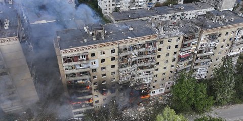 Ρωσικά πλήγματα στο Ντόνετσκ