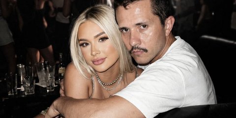 Ο Ελ Μάντσο με μοντέλο