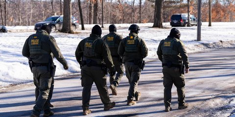 Στελέχη της αστυνομίας μετανάστευσης στις ΗΠΑ