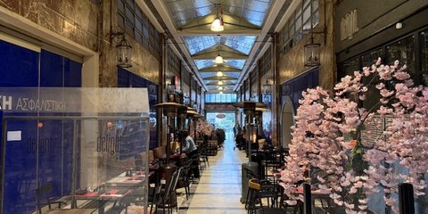 Οι στοές της Αθήνας «ξαναζωντανεύουν»