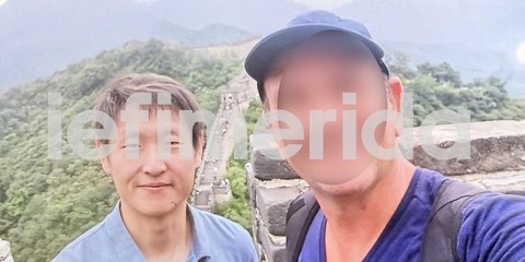 Αποκλειστικές φωτό: Ο σμήναρχος-κατάσκοπος με τους Κινέζους στρατολόγους στο Σινικό Τείχος