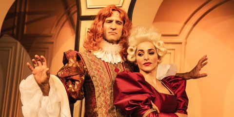 Μάξιμος Μουμούρης, Βασιλική Τρουφάκου