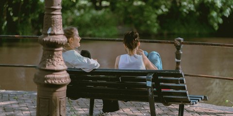 γυναίκες μιλούν