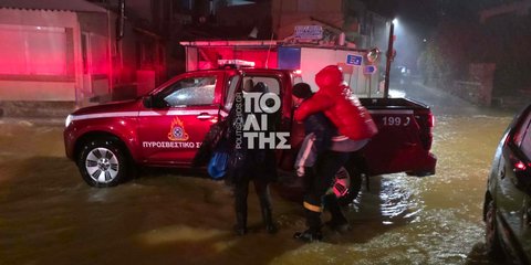 Βροχή επέμβαση της Πυροσβεστικής στη Χίο