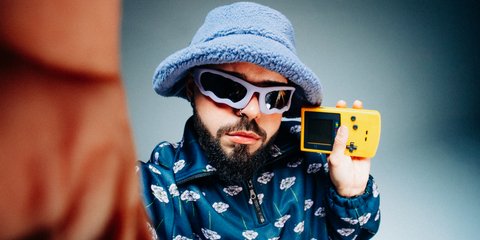 O Akylas από το βιντεοκλίπ Ferto