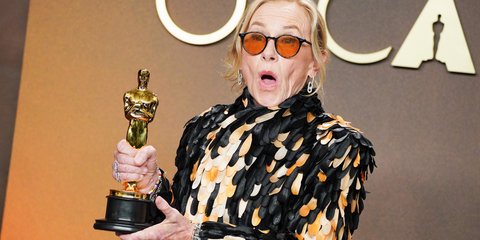 Η Έιμι Μάντιγκαν κέρδισε το Όσκαρ Β' Γυναικείου Ρόλου για την ερμηνεία της στη ταινία Weapons