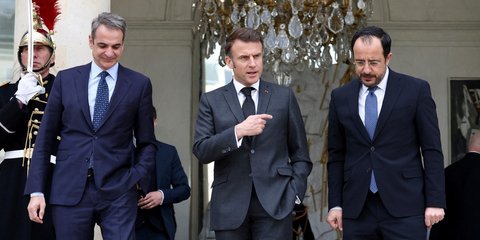 Mitsotakis and Macron Land in Cyprus to Cement European Defense Shield