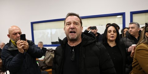 Ο Νίκος Πλακιάς στη δίκη των Τεμπών στη Λάρισα