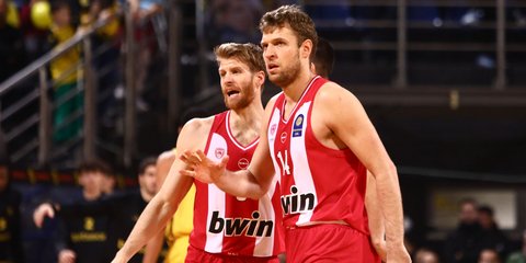 Ο Σάσα Βεζένκοφ και ο Τόμας Γουόκαπ