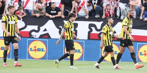 Απογοητευμένοι οι παίκτες της ΑΕΚ στη Μαδρίτη