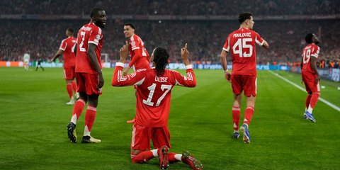 Ο Ολίσε πανηγυρίζει το γκολ του στο Μπάγερν-Ρεάλ