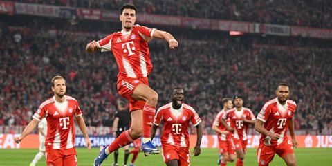 Οι παίκτες της Μπάγερν πανηγυρίζουν