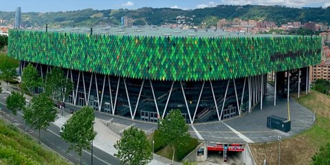 Η εξωτερική όψη της Bilbao Arena στο Μπιλμπάο