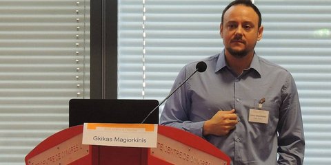 Ο αναπληρωτής καθηγητής Υγιεινής και Επιδημιολογίας της Ιατρικής Σχολής του Πανεπιστημίου Αθηνών και μέλος της Επιτροπής Εμπειρογνωμόνων του υπουργείου Υγείας, Γκίκας Μαγιορκίνης