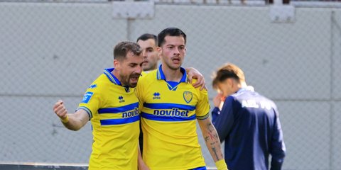 Μαυρίας και Αλεξιτς πανηγυρίζουν