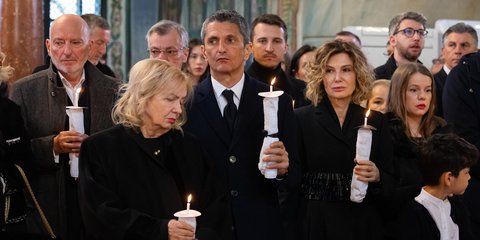 Ο Ραζβάν Λουτσέσκου στην κηδεία του πατέρα του