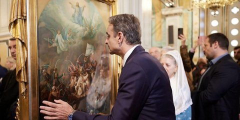 Γιατί δεν ήταν λάθος η κίνηση του Κ. Μητσοτάκη να ασπαστεί την «Εικόνα της Εξόδου» στο Μεσολόγγι