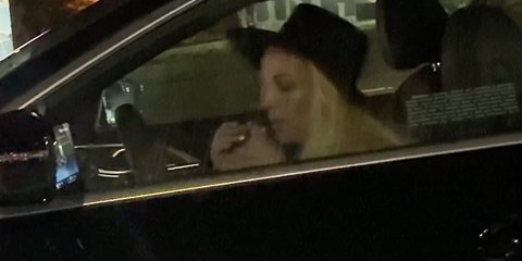 H Μπρίτνεϊ Σπίαρς φεύγει από εστιατόριο στην Καλιφόρνια – Λίγο αργότερα συνελήφθη να οδηγεί υπό την επήρεια αλκοόλ - Πηγή: IXOLA / BACKGRID / Backgrid USA / Profimedia