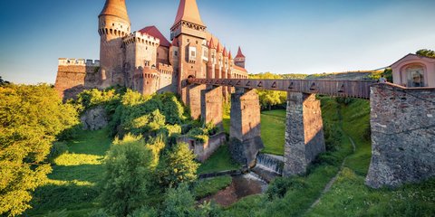 παρκο πυργος γεφυρα