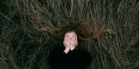 Ανήσυχη γυναίκα