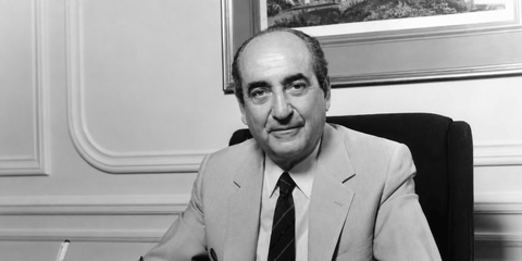 Ο Κωνσταντίνος Μητσοτάκης στο γραφείο του