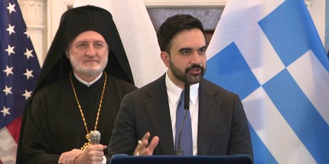 Ο Δήμαρχος της Νέας Υόρκης Ζοράν Μαμντάνι με τον Αρχιεπίσκοπο Αμερικής Ελπιδοφόρο