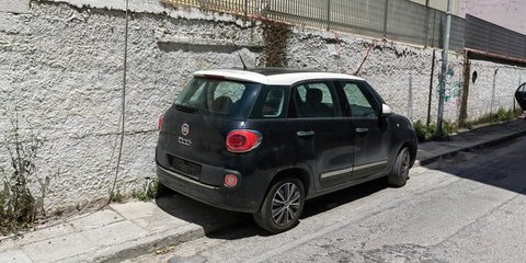 Παράνομη στάθμευση 