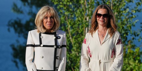 Μπριζίτ Μακρόν και Βικτόρια Στάρμερ