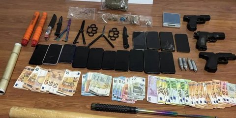 Ναρκωτικά, όπλα και σιδερογροθιές 