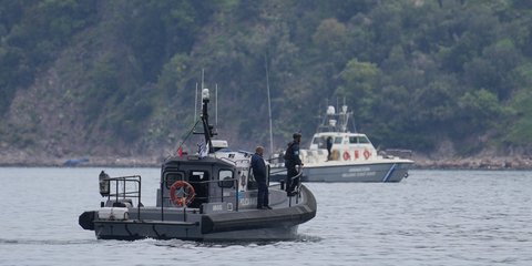 Σκάφος της Frontex και του Λιμενικού Σώματος της Ελλάδας σε περιπολία