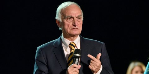 Ο Μανώλης Μαυρομμάτης
