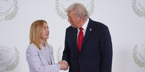 Η Τζόρτζια Μελόνι και ο Ντόναολντ Τραμπ