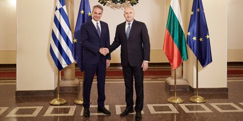 Ο Κυριάκος Μητσοτάκης με τον Ρούμεν Ράντεφ