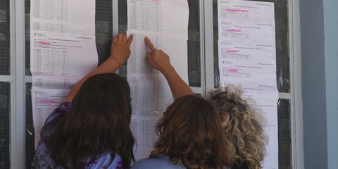 Αποτελέσματα στις Πανελλήνιες Εξετάσεις