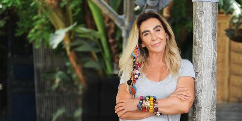 Νίκη Παπαθεοχαρη