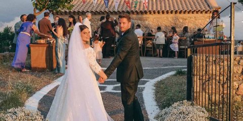 Δανάη Μπάρκα και Φάνης Μπότσης στον γάμο τους 