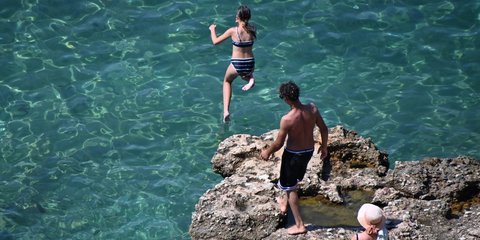 Καιρός για βουτιές