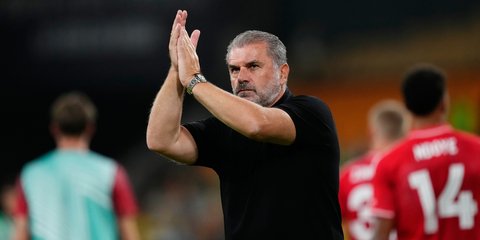 Ο Αγγελος Ποστέκογλου σε αγώνα της Premier League