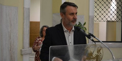 O δήμαρχος Σαλαμίνας Γιώργος Παναγόπουλος