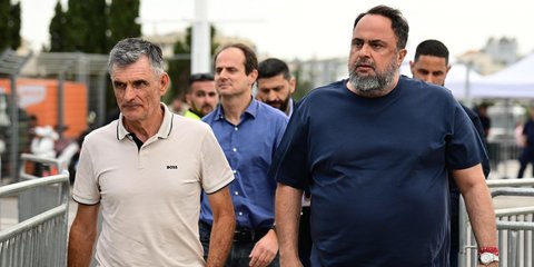 Οι Χοσέ Λουίς Μεντιλίμπαρ και Βαγγέλης Μαρινάκης