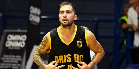 Ο Βασίλης Τολιόπουλος