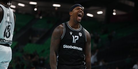 ΠΑΟΚ - Παρτιζάν 100-99: Το μυθικό buzzer-beater τρίποντο του Φόστερ έδωσε την πρόκριση στον «Δικέφαλο του Βορρά» [βίντεο]