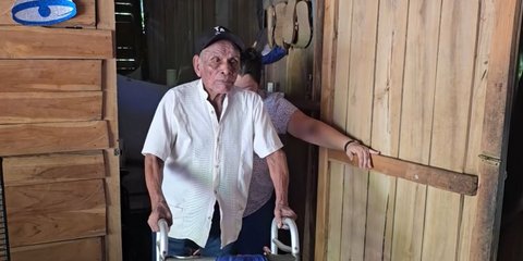 Ο Χοσέ Φλόρες, από την Κόστα Ρίκα, διεκδικεί τον τίτλο του γηριαιότερου άνδρα στον κόσμο